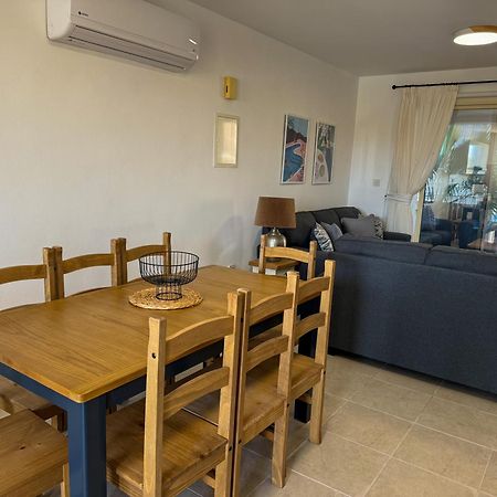Apartamento Royal-Seacrest Oasis, Pool-Side Paphos Exterior foto